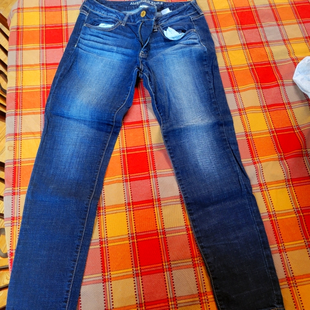 American Eagle Size 12 Super Stretch Skinny Jeans